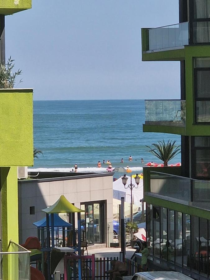 Nasty 24 Aparthotel Pool & Spa Mamaia Nord Năvodari Extérieur photo