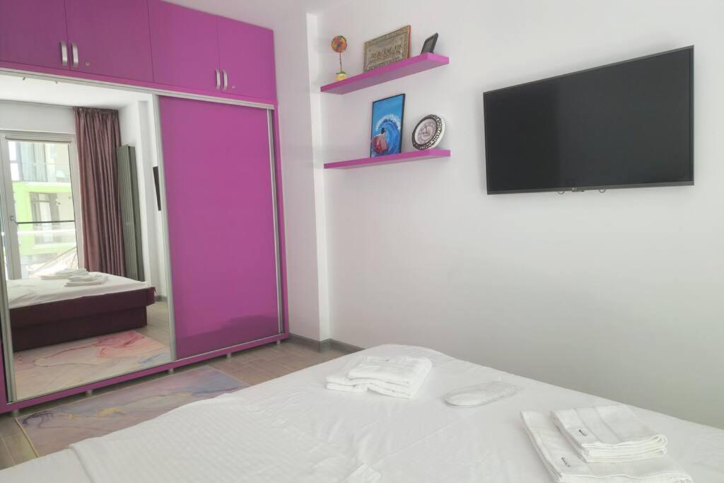 Nasty 24 Aparthotel Pool & Spa Mamaia Nord Năvodari Extérieur photo