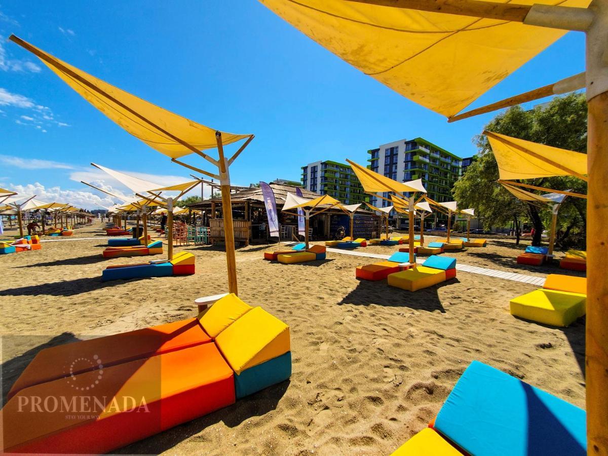Nasty 24 Aparthotel Pool & Spa Mamaia Nord Năvodari Extérieur photo